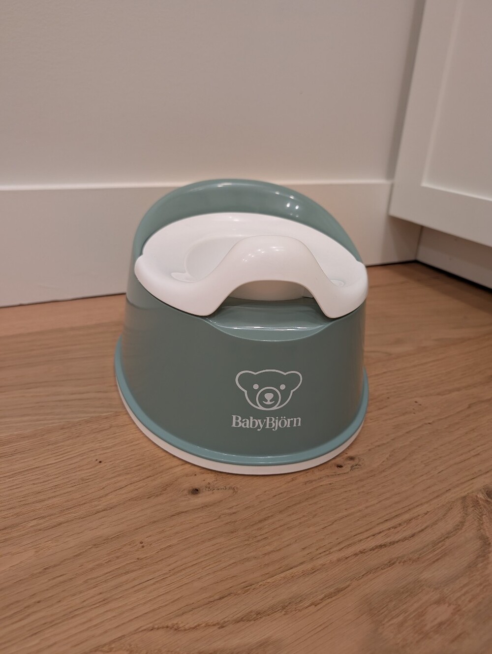 Baby Bjorn Smart Potty In Sage Green